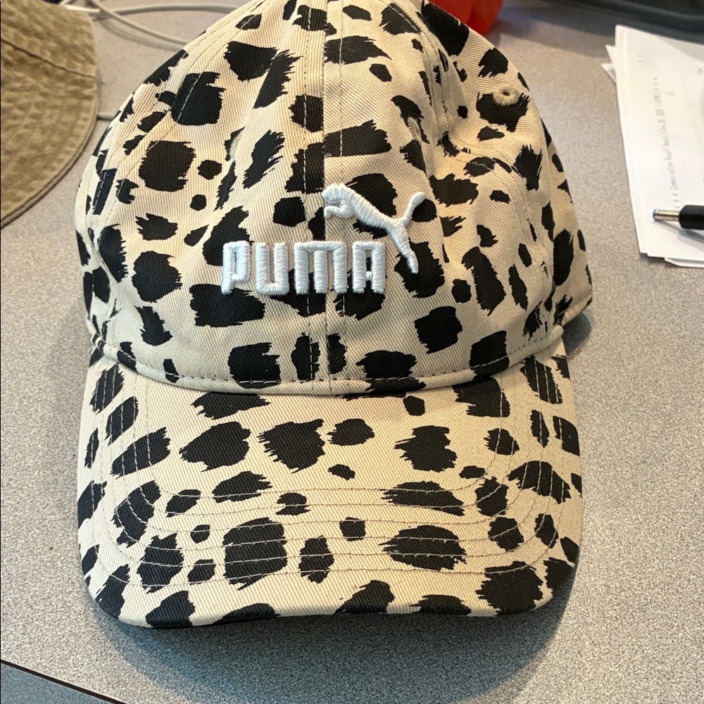 Puma Kids' Black and Cream Patterned Hat